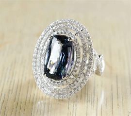 tanzanite & diamond ring