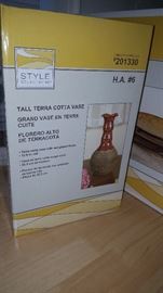 Vase
Fine home decor