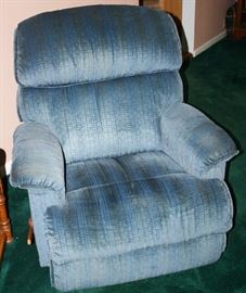Rocker Recliner 