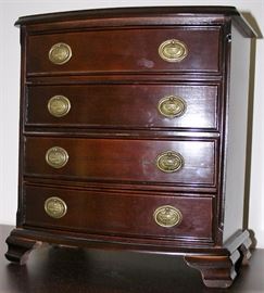 4 Drawer Jewelry Chest