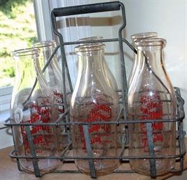6 Harbor Springs Dairy Milk Bottles w/Carrier