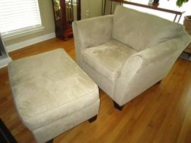 Bauhaus Chair and ottoman-2 of 2