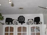 black and white dishes