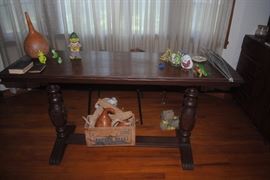 Wonderful sofa table