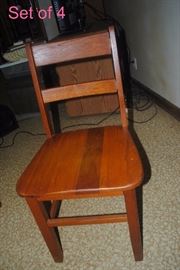 Set of 4 wood chairs