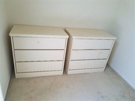 OFF WHITE CHEST OF DRAWS, 