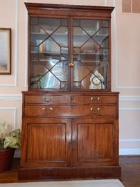 EXCELLENT COLOR AND PATINA. ENGLAND CIRCA 1820