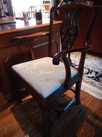 CHIPPENDALE CHAIR