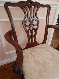 CHIPPENDALE MAHOGANY ARMCHAIR WITH DROP IN SEAT. WELL CARVED WITH GOOD COLOR AND PATINA. ENGLAND CIRCA 1820.