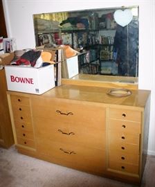 Mid-Century 3 pc Bedroom Suite in Limed Oak