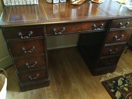 Leather Top Vinatge Desk with Dovetail Drawer