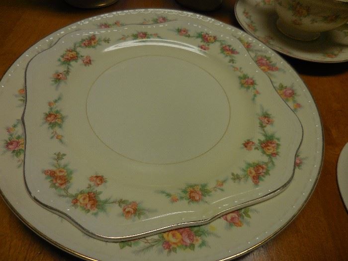 Homer Laughlin Square Luncheon Plates. Georgian
