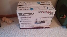 Like new Kenmore sewing machine