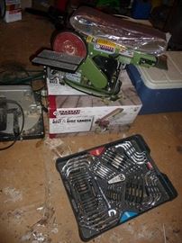 belt sander / Set of tools  / MORE tools