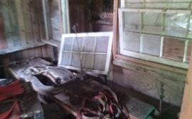 3 windows    2 rough sewing machines