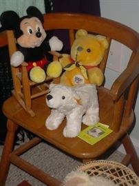 Another Steiff bear and other collectible animals