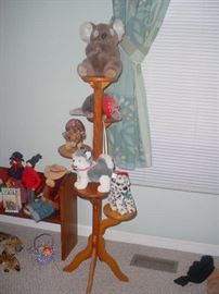 More animals, including Steiff buffalo