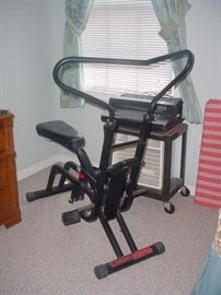 Exercise equipment, near new