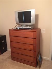 Chest of drawers 43 tall 