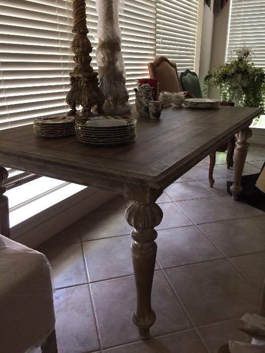 French Country distressed wood table with 2 extra leaves