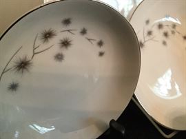 Closer Look at Platinum Starbust China
