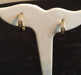 14K Gold and 1 Carat Gold Total Weight Princess Cut Diamond Earrings