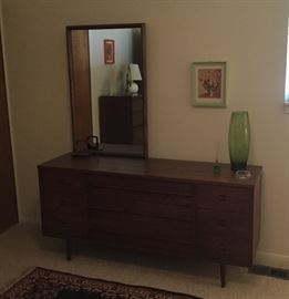 Bassett Triple Dresser and Mirror