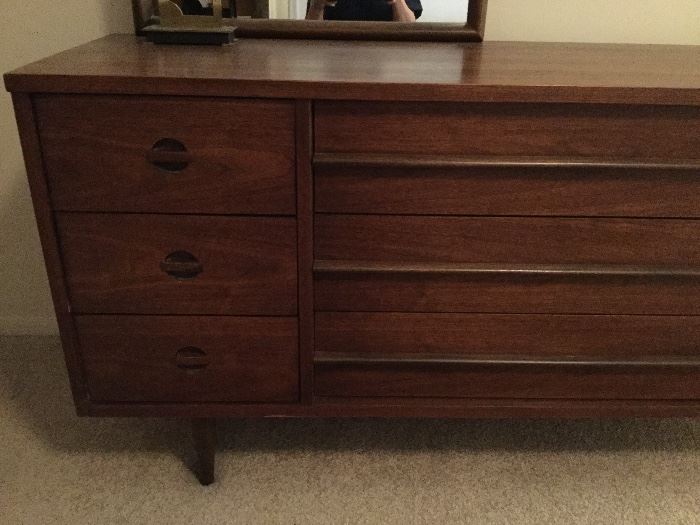 Closer Look at Triple Dresser.  Headboard and Footbard not picture but are available.