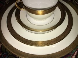 Service for 12, Menton Buckingham K159, includes dinner plate, salad plate, Teacup and saucer And soup bowl. 60 pieces. 