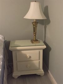 Broyhill night stand