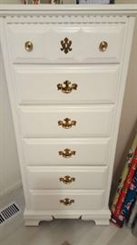 Bassett Lingerie chest