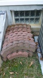 Curved pavers