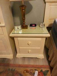 Broyhill night stand