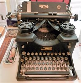 Vintage Royal Typewriter