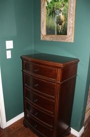 furn lingerie chest