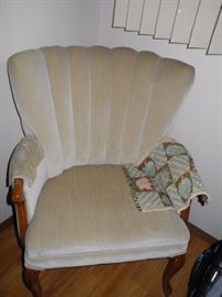 Pretty velvet chair