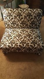 Upholstered chair & 1/2 ( # 1 of 2 )
