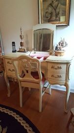 Bassett vanity table with mirror & chair (part of bedroom suite)