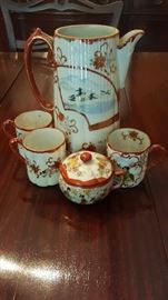 Oriental themed serving set