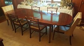 Dining room table & chairs