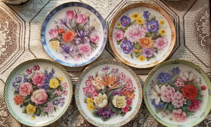 Flowers of the world plates