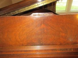 Estey Baby Grand Piano-The Estey Piano Company is renowned for its grand pianos and for several good reasons. One of those reasons is because throughout its history, the Estey has always held a reputation of high esteem and prominence all over the world. Another reason is the collection of musicians it attracted. You’ll see a certain standard that the Estey piano aspires to and it’s this standard that hundreds of well-known musicians prefer.