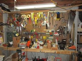 Ooh lalaa! Tools and more tools