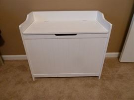White bench/chest/storage