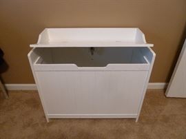 White bench/chest/storage