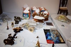 Small scale dollhouse items