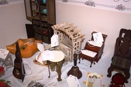 Dollhouse furniture