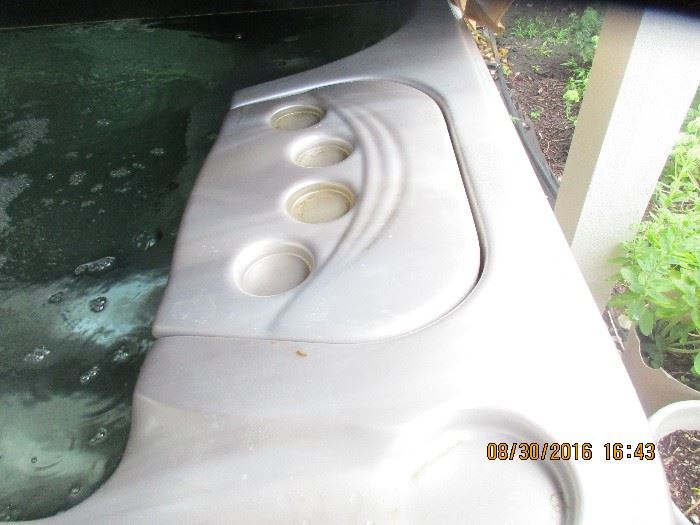 Hawthorne Hot Tub 7'8" x 7'8" x 36" with stainless steel jets/led seats 5-6 Total jets 44 Over$6000 new. Our asking price $1000 and we have a mover for you to call!