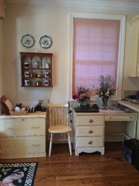 Petit Office Furniture