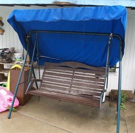 Outdoor Cedar Swing Bench w/Canopy